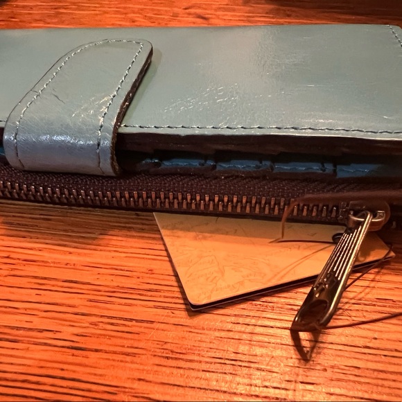 Patricia Nash Nazari Wallet - Picture 7 of 9